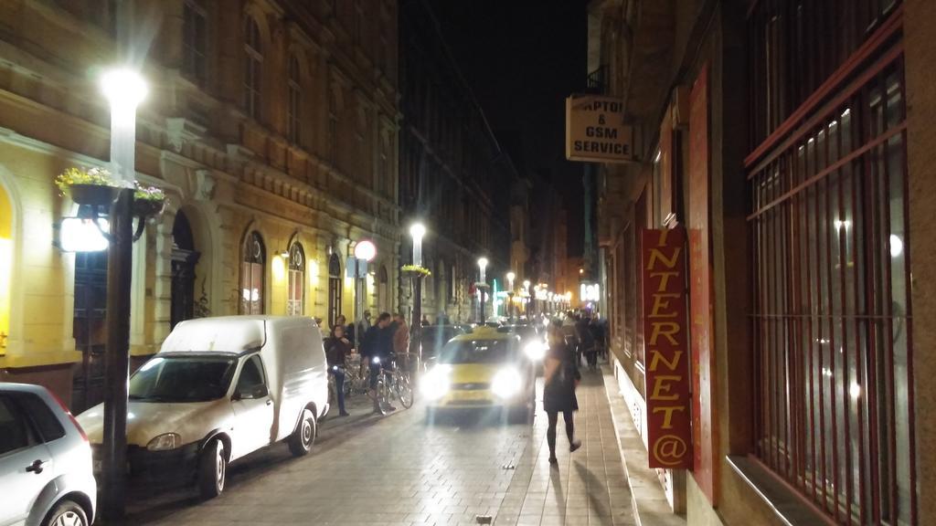 Sleepover City Center Apartment Budapest Phòng bức ảnh