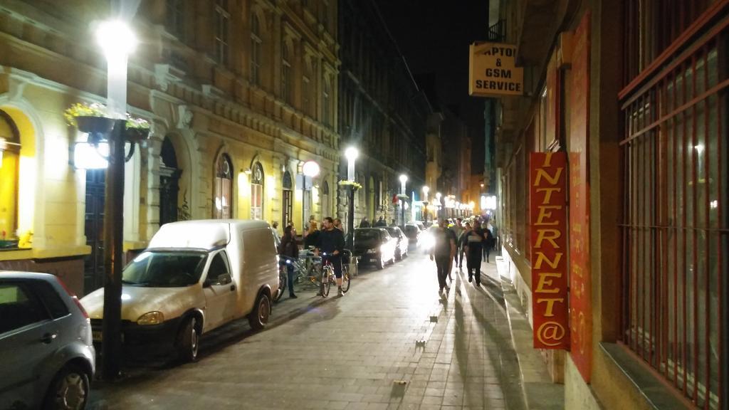 Sleepover City Center Apartment Budapest Ngoại thất bức ảnh